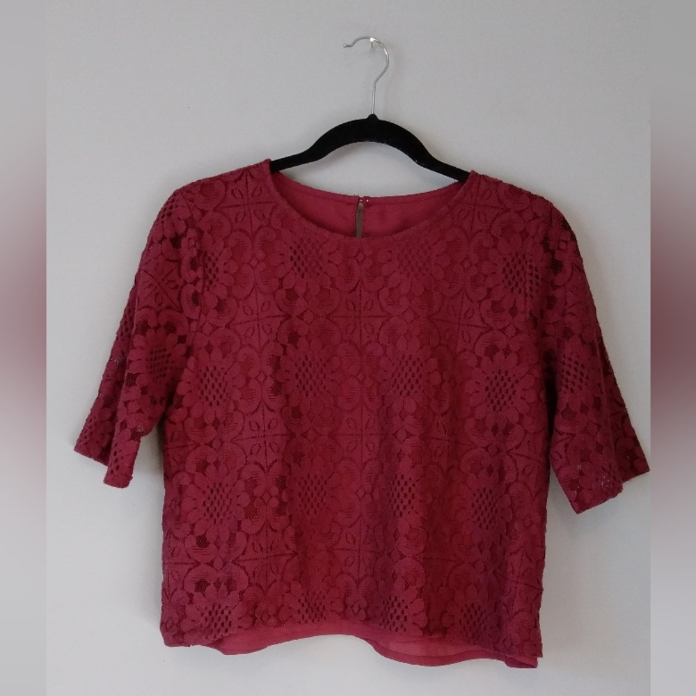3. Abercrombie & Fitch Crop Floral Detail Overlay Top